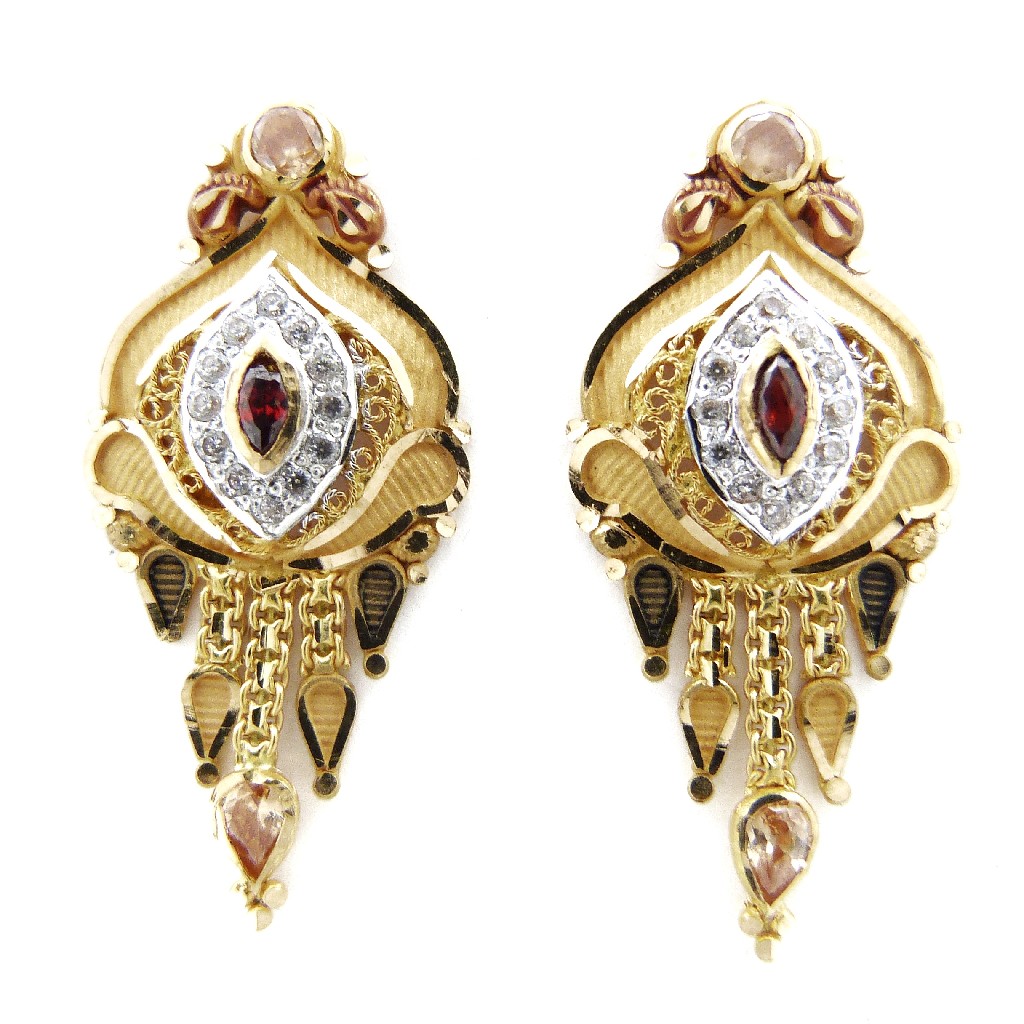 22K Gold Fancy Earring