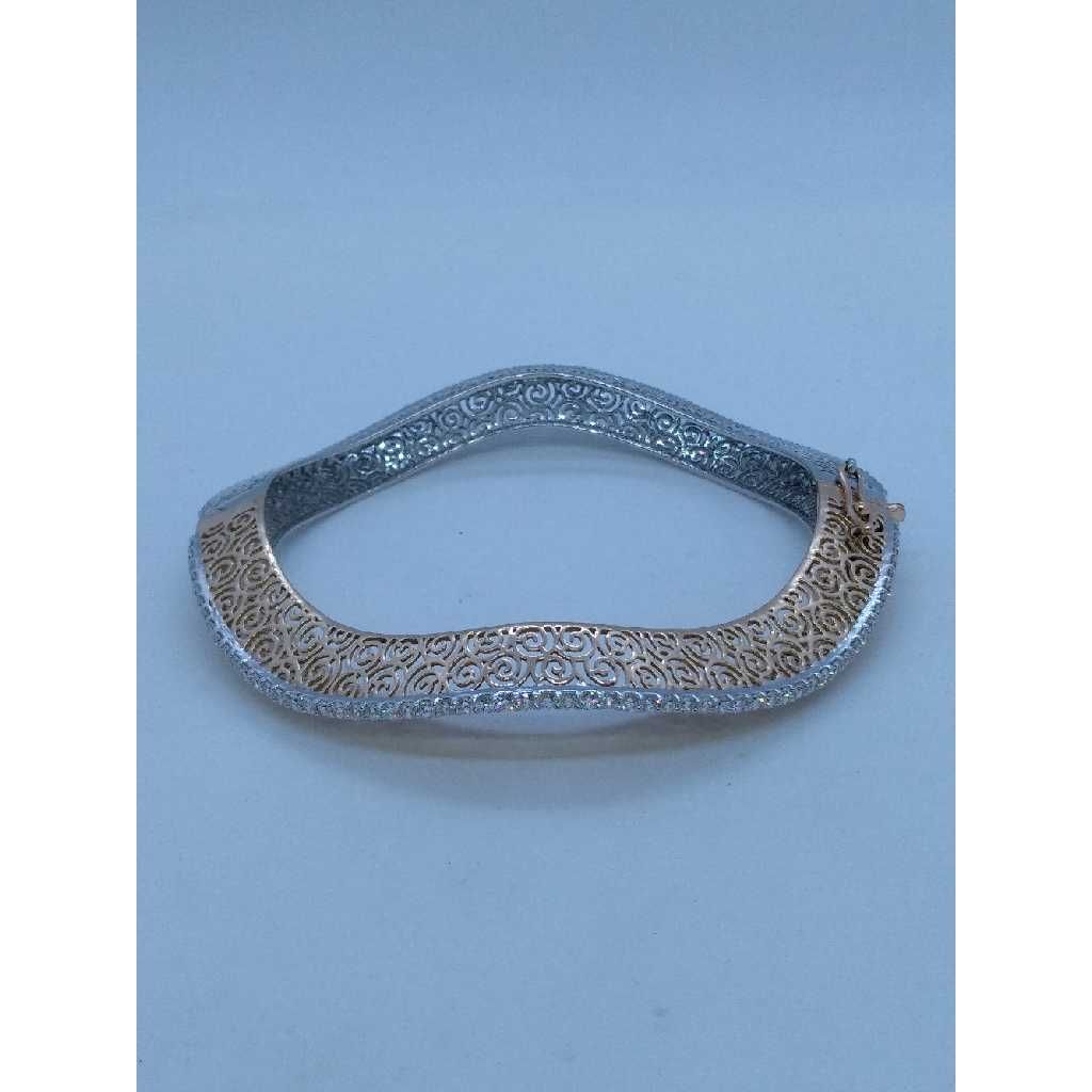 Ladies Bangles - Image 3