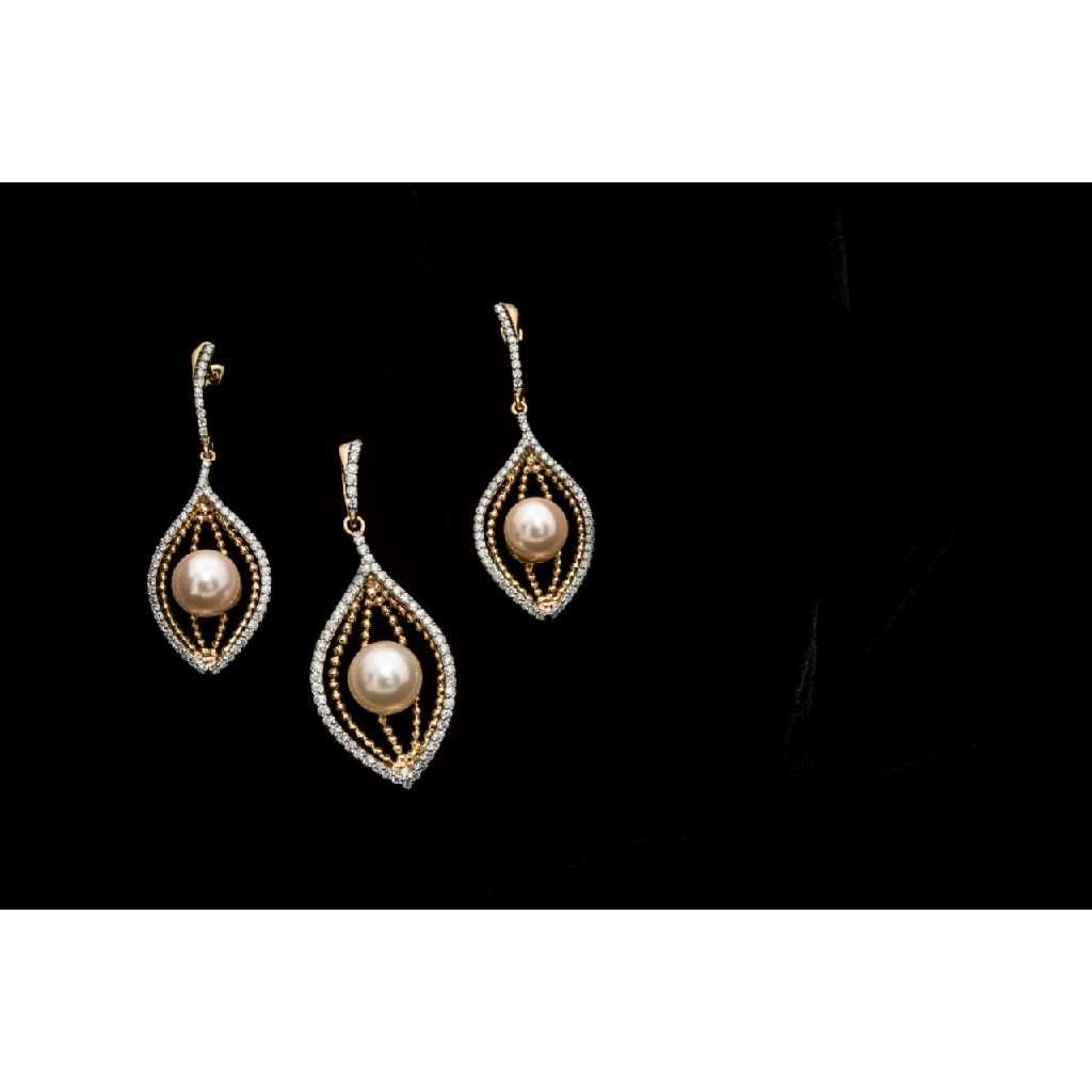 Ladies Pendant Set