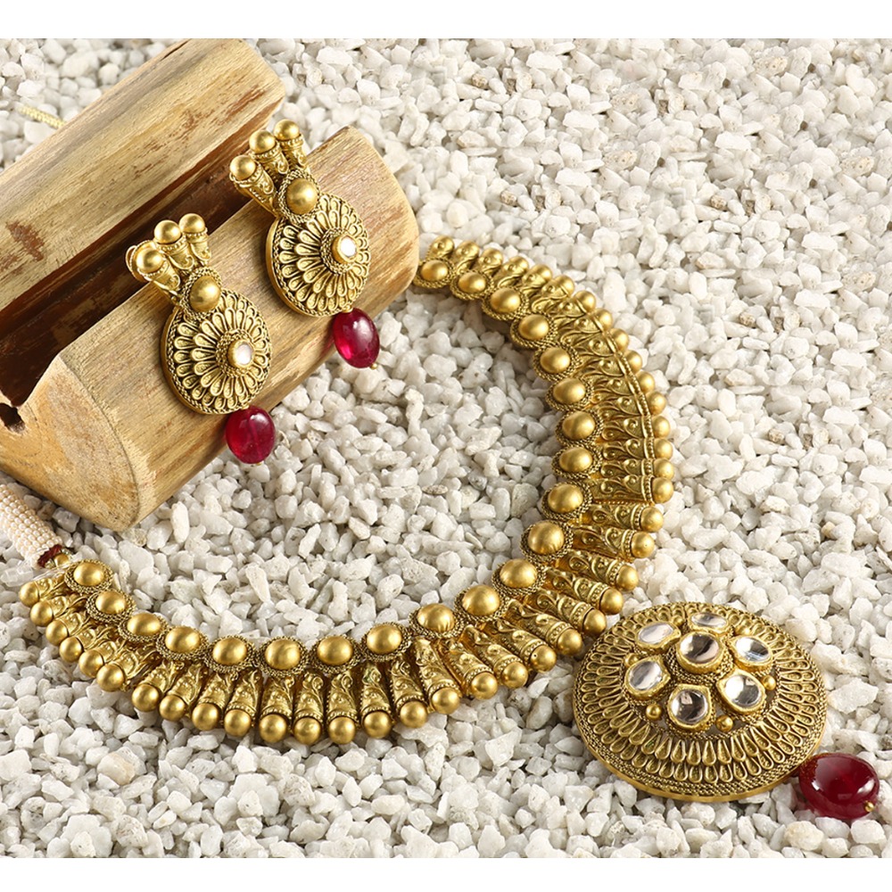 22KT Gold Antique Kundan Necklace Set