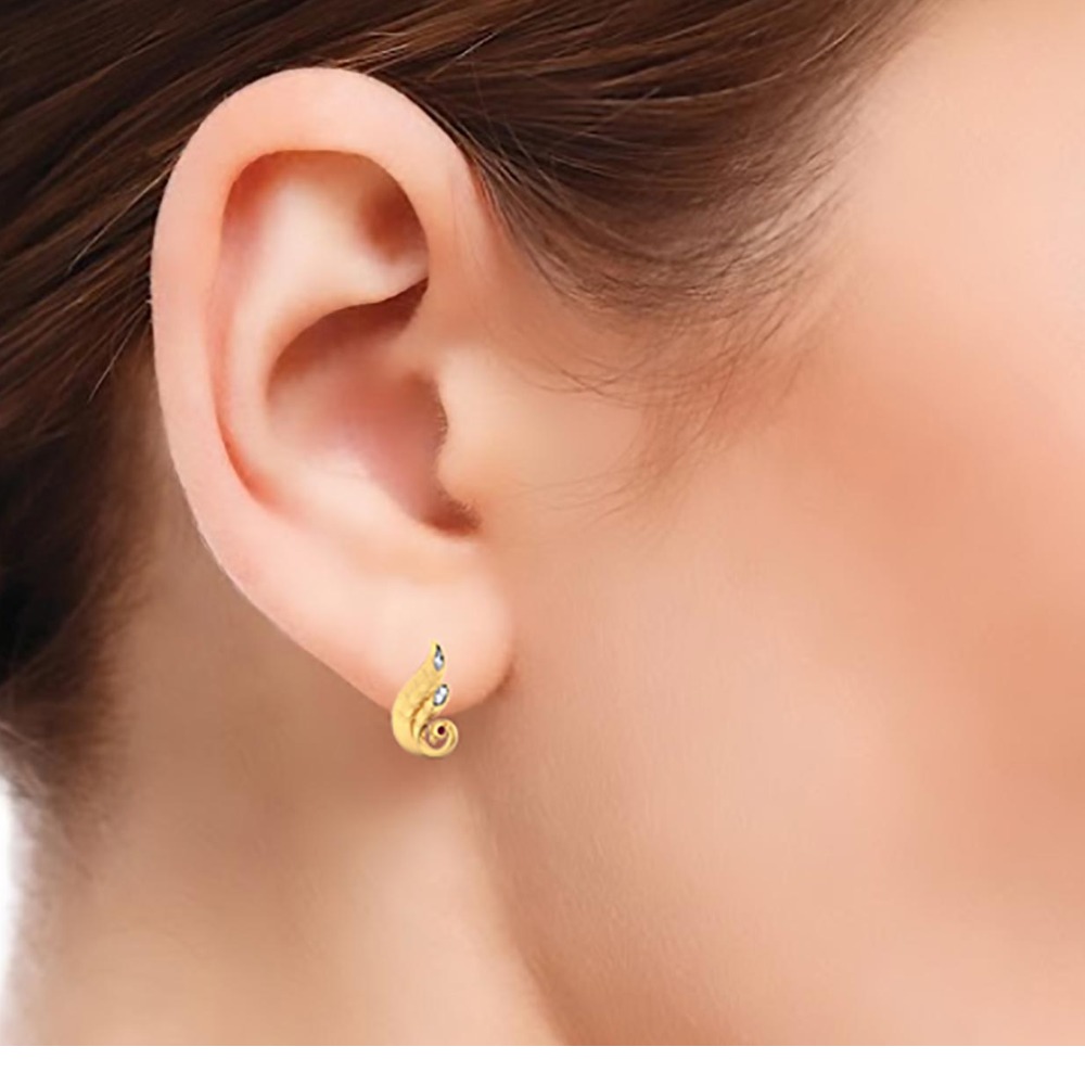 GOLD DIAMOND STUDS - Image 2