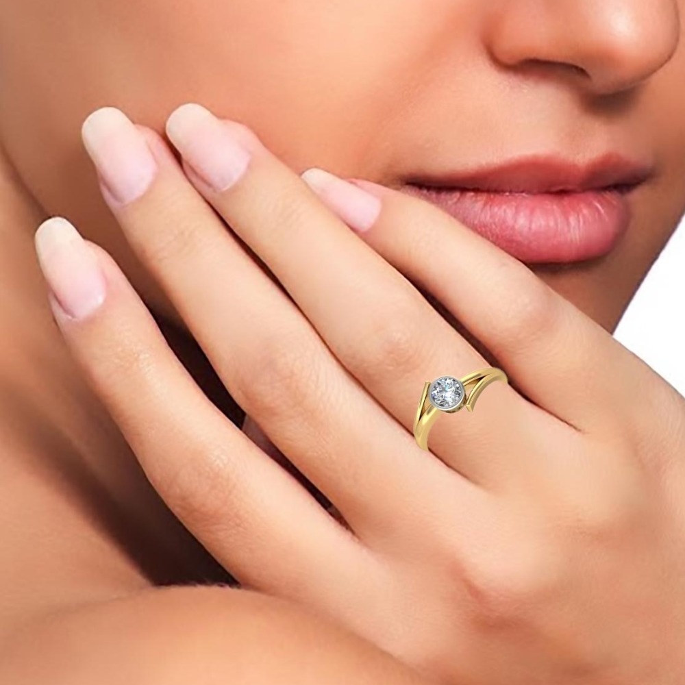 14 KT SOLITAIRE RING - Image 2