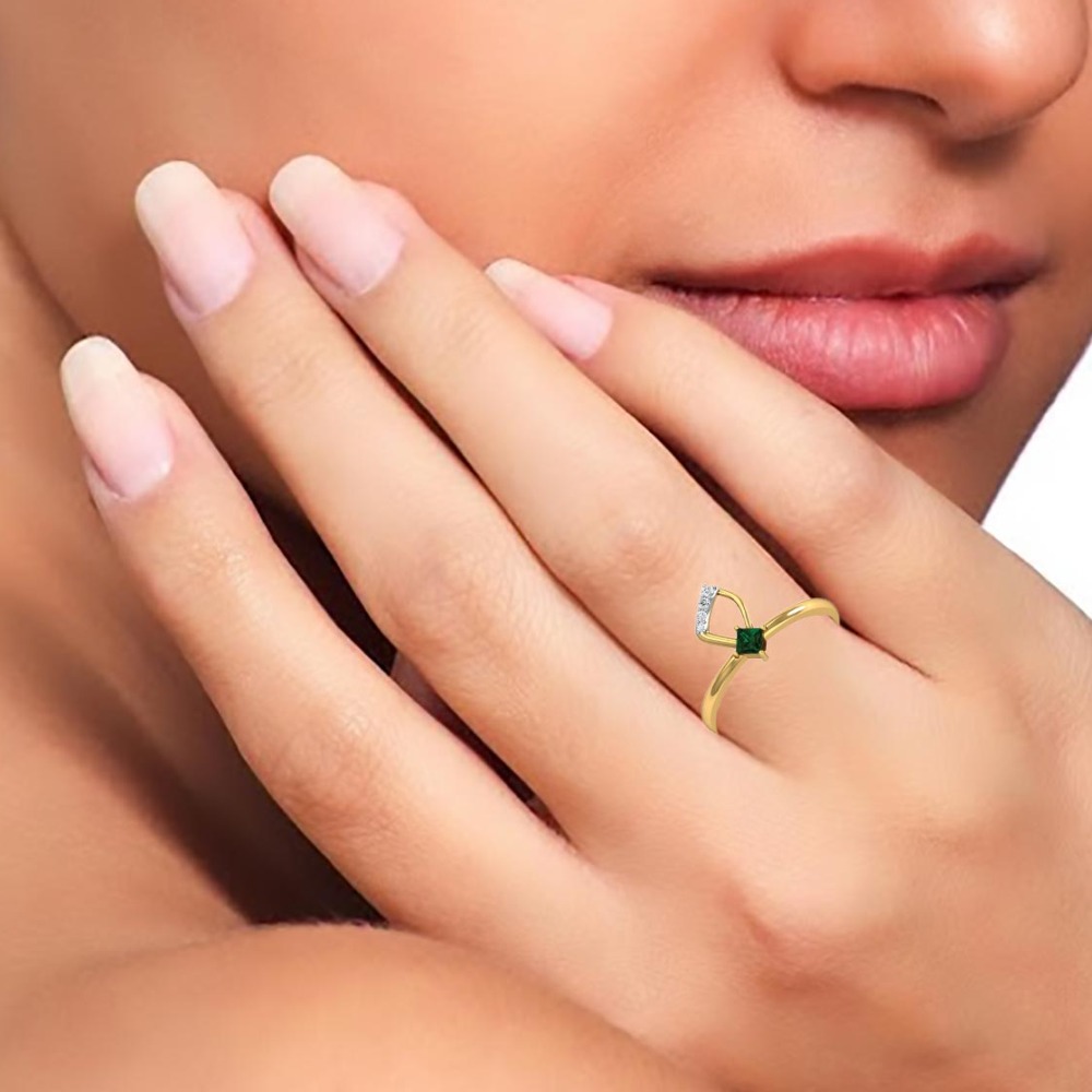 14KT GOLD DIAMOND SHAPE STONE RING - Image 2