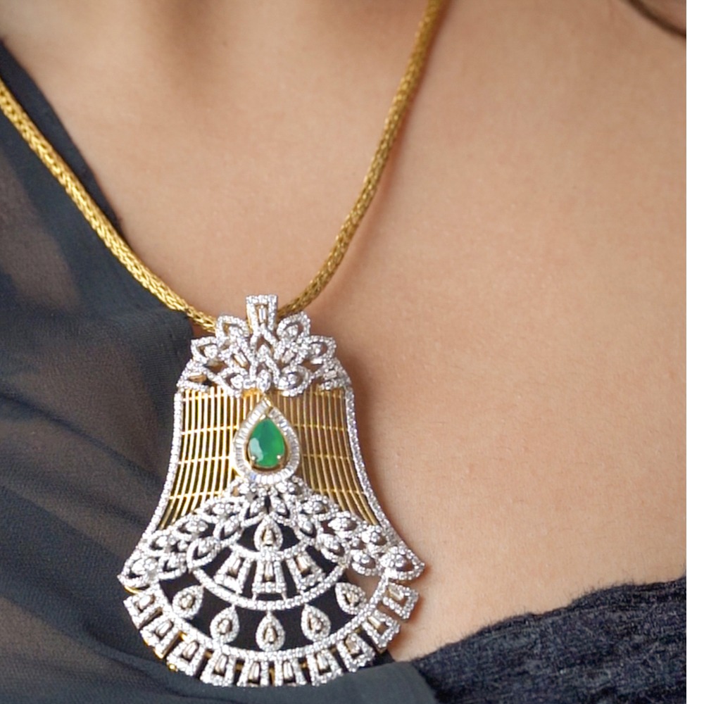 emblace collection gold jali pendant - Image 2