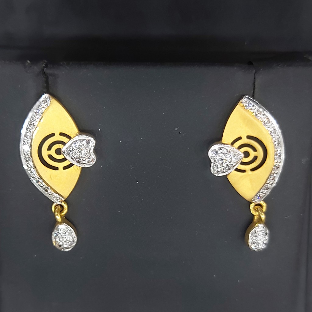 Fancy cz earring