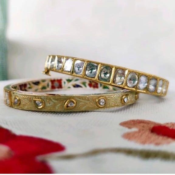 22 gold with kundan Bangle