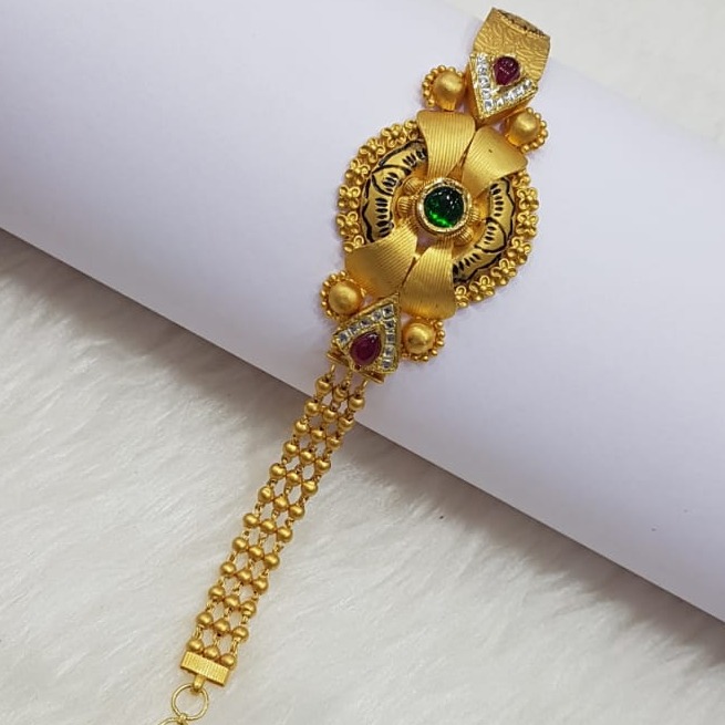 22k Gold round with Rava chain bracelet
