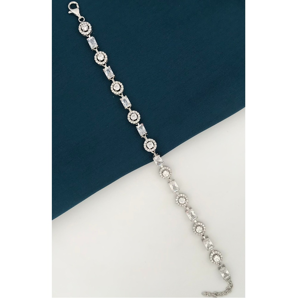 925 Silver Elegant Design Ladies Bracelet - Image 2