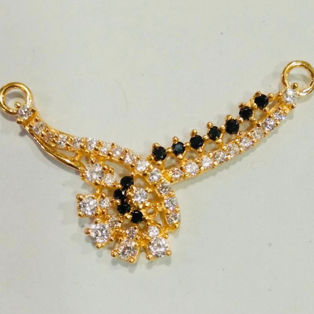 Gold Grand Pendant
