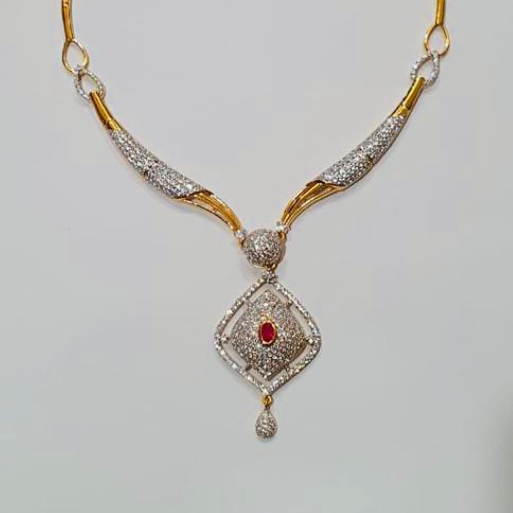 Gold Anniversary Women Necklace