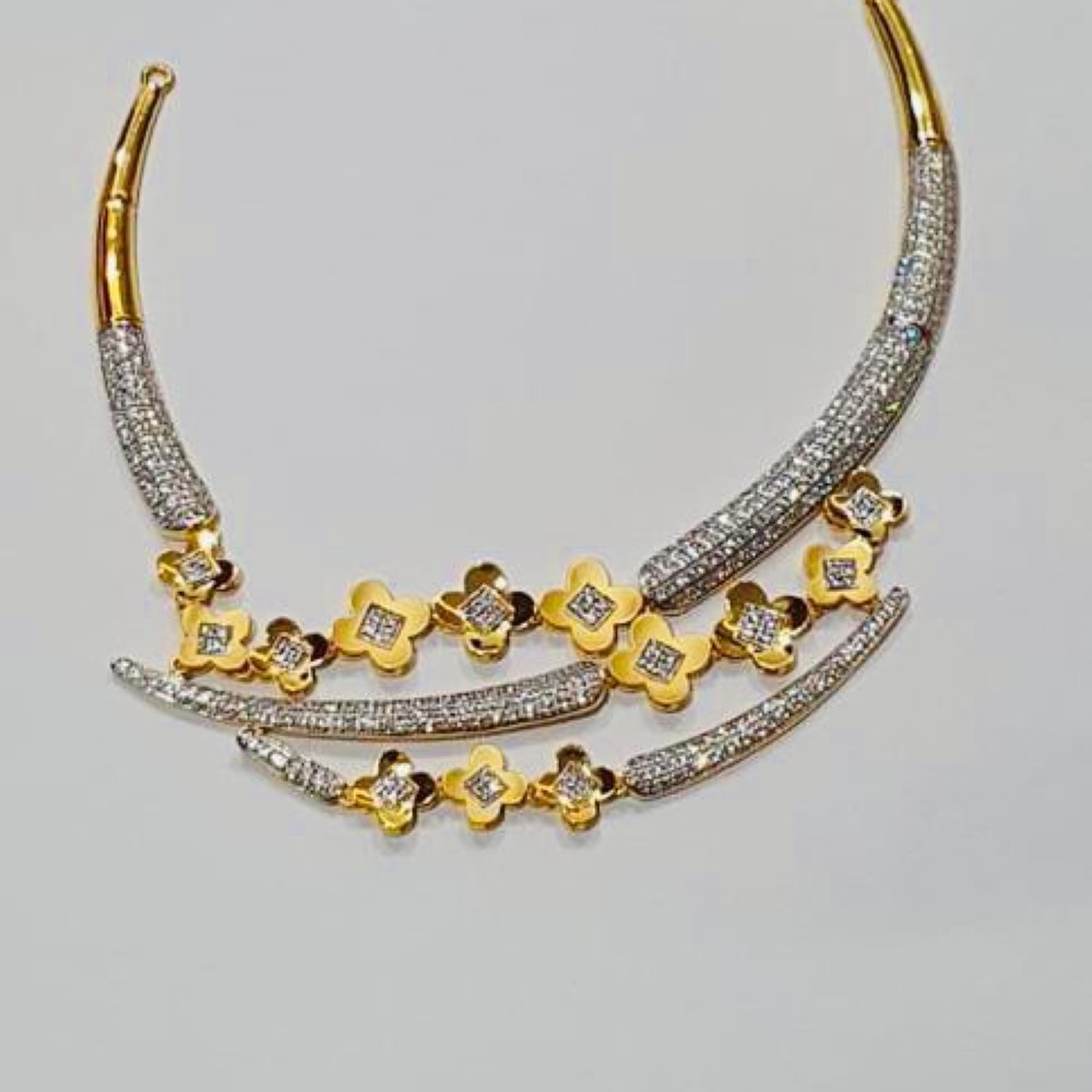 Gold Gorgeous Women Necklace