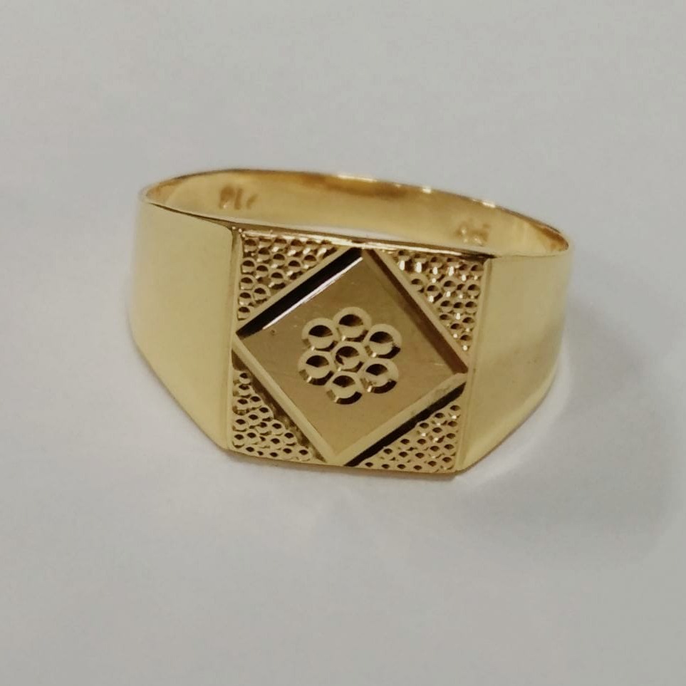 Gold divine gents ring