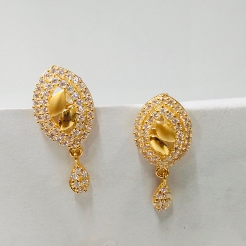 Gold Classic Women Earring