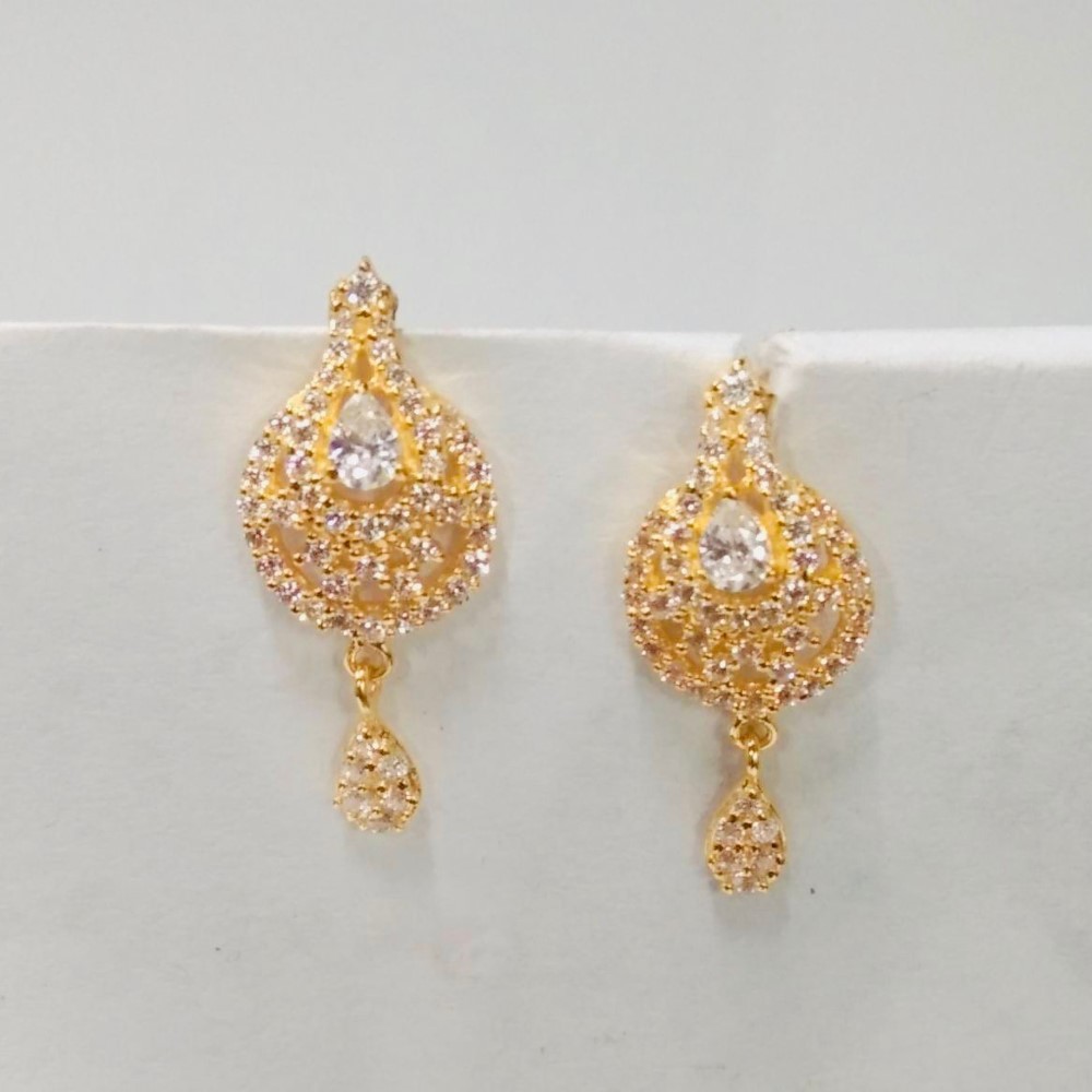 Gold Plain Women Earring