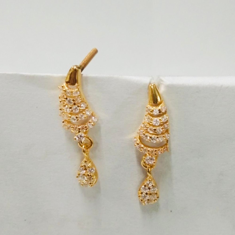 Gold Daily Wear Women Earring