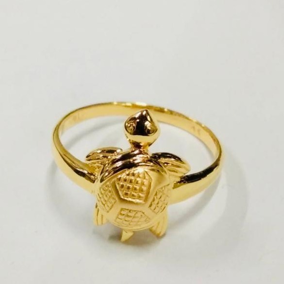 Gold elegant women ring