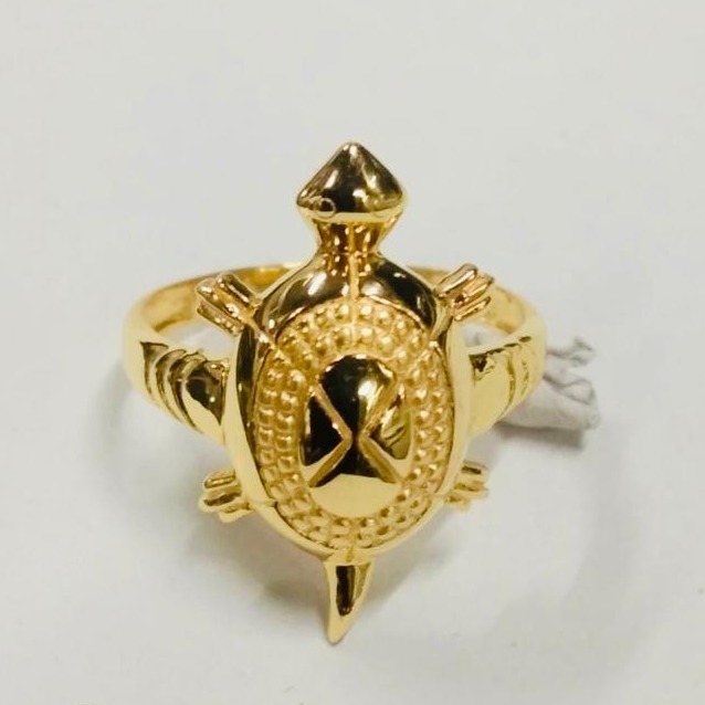 Gold light weight women ring