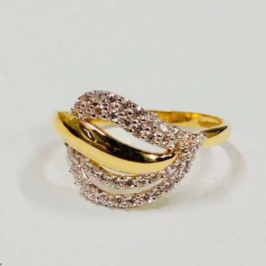 Gold daily wear women ring