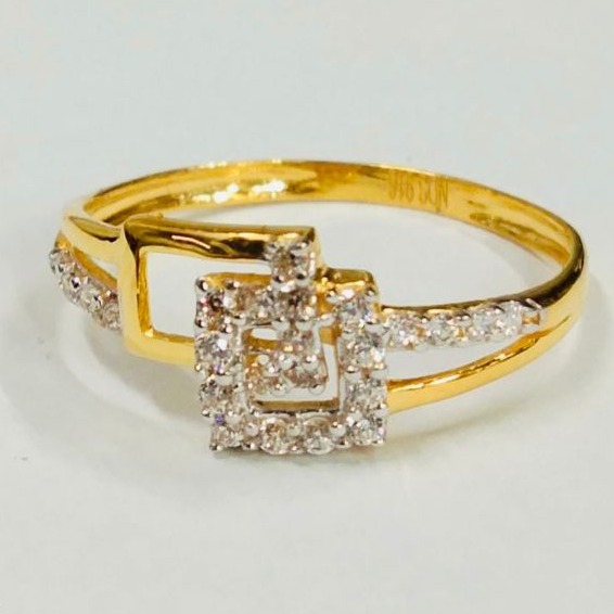 Gold antique women ring