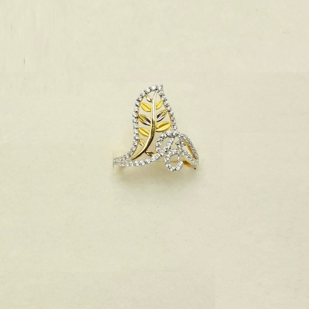 Gold Fancy Women Ring