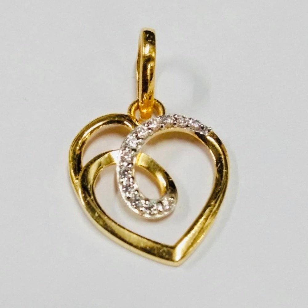 22 CT  gold diamond  pendent