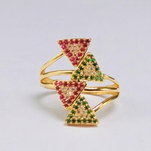 916 GOLD LADIES STONE RING