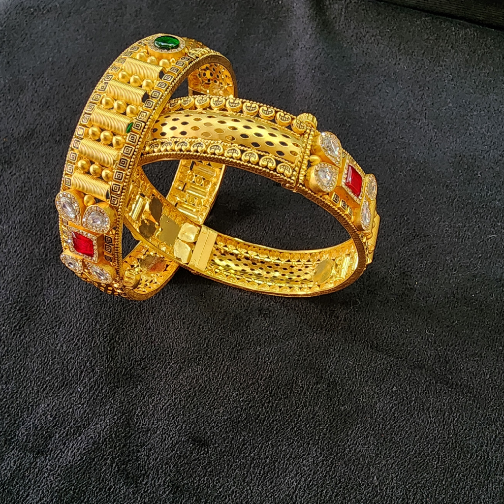 916 Gold Antique Swory Jadtar Bangle