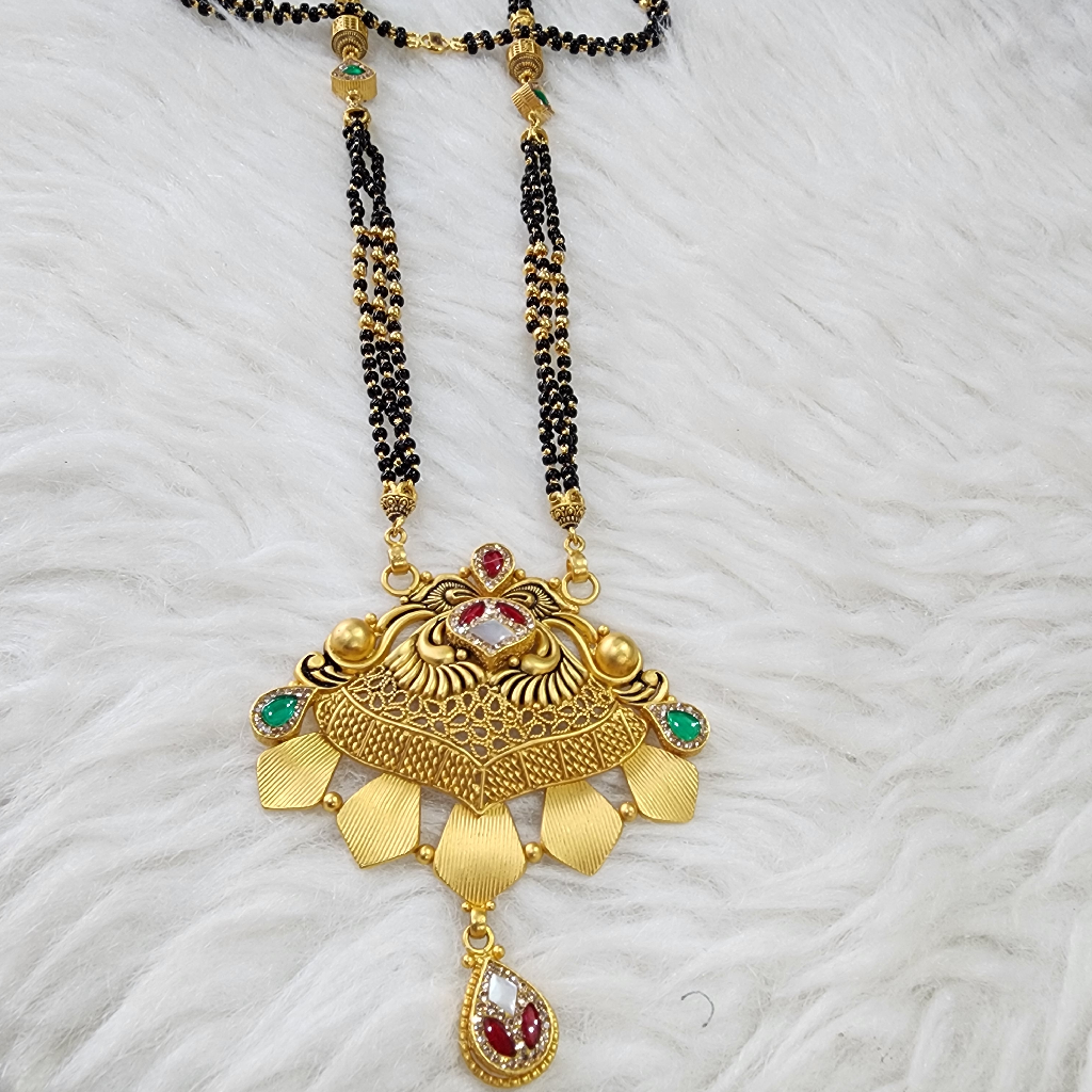 916 Gold Antique Swory Jadtar Long Mangalsutra