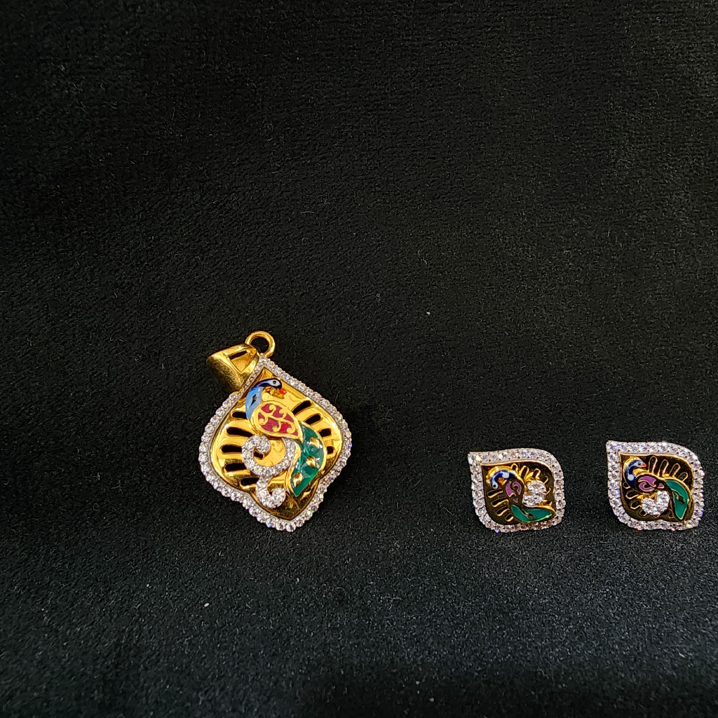 916 gold fancy unique multi Colors pendant set