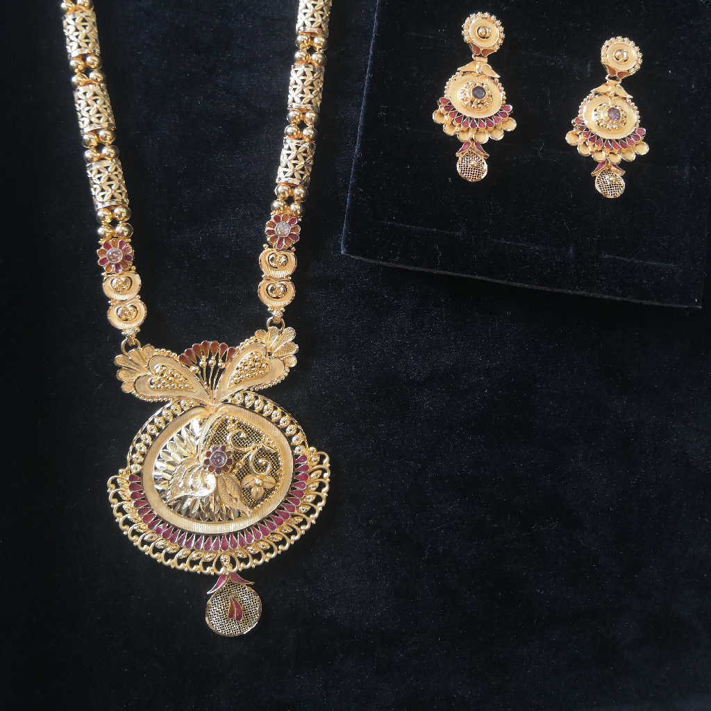 916 gold fancy yellow antique long set
