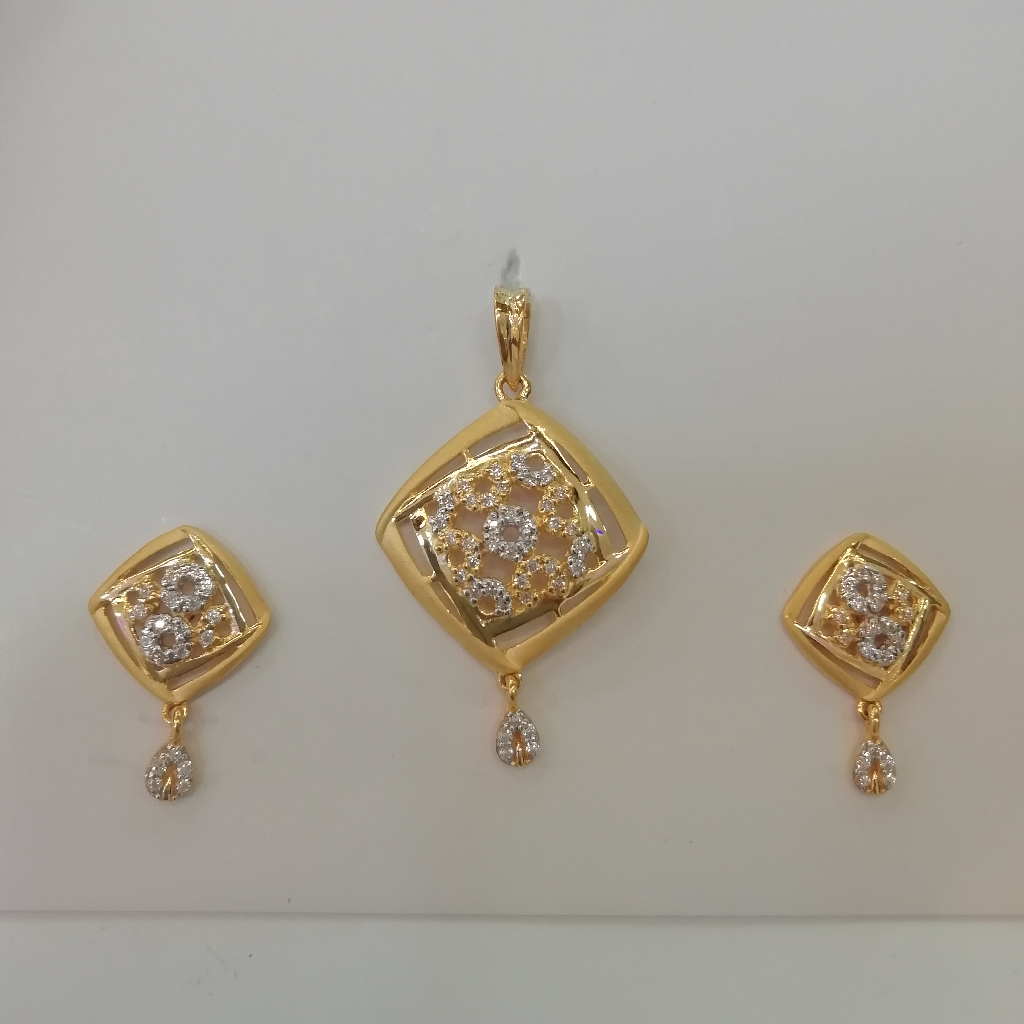 916 gold fancy met finishing butty pendant set