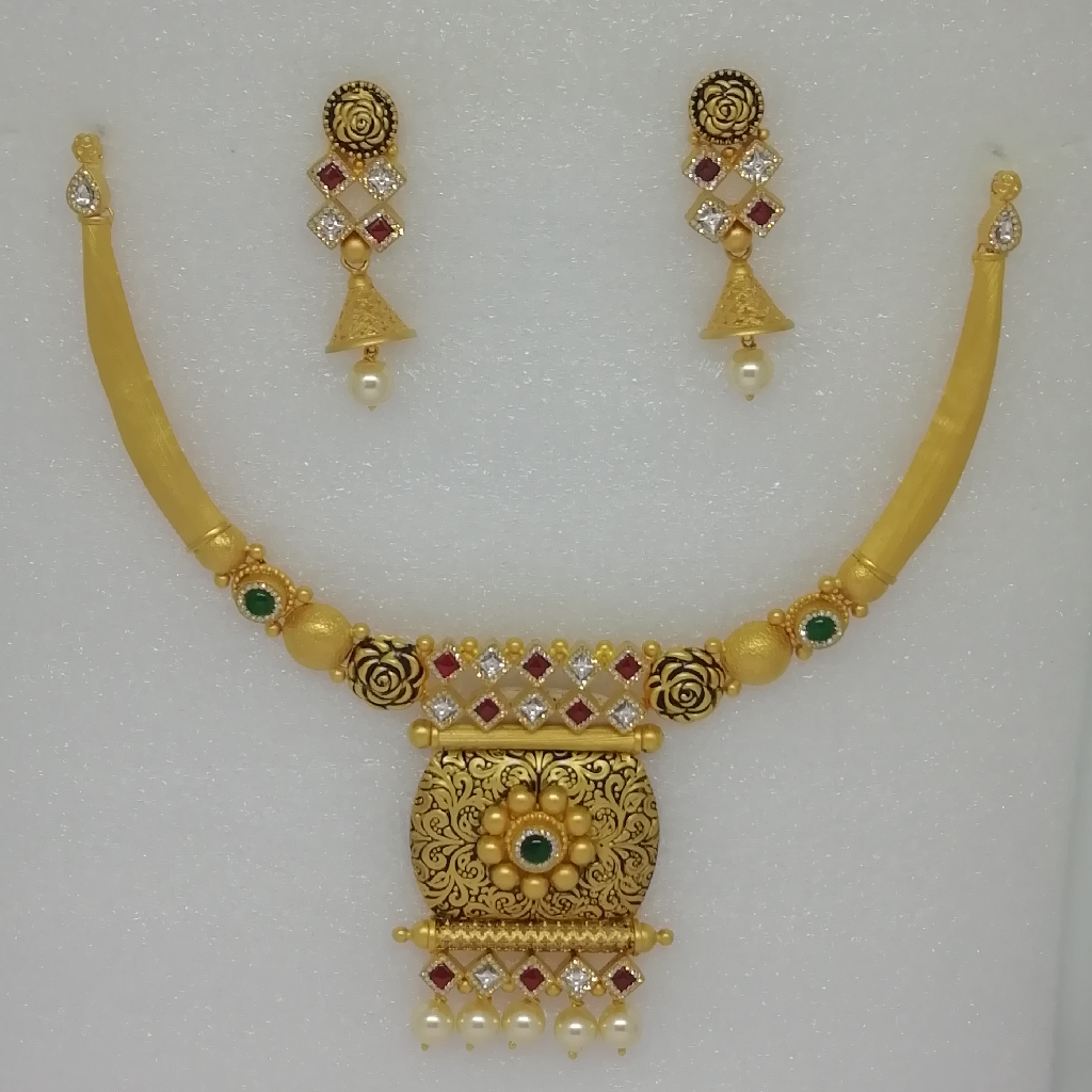 916 gold fancy antique jadtar short set