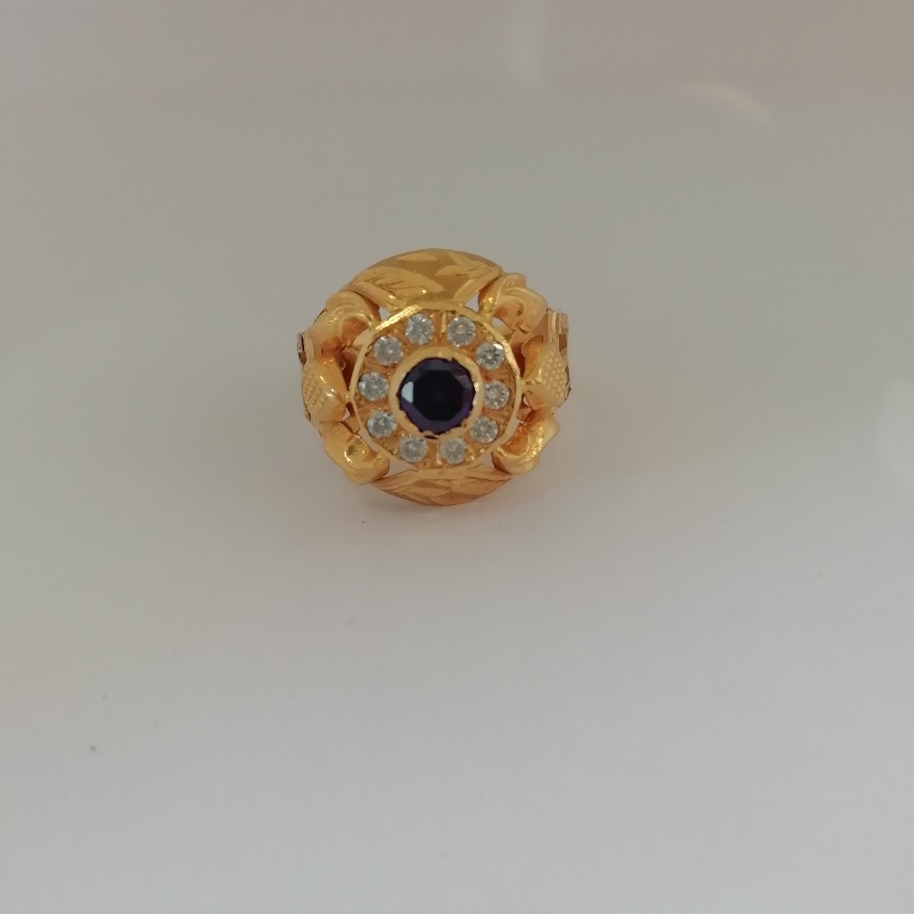 916 gold fancy diamond Gents ring
