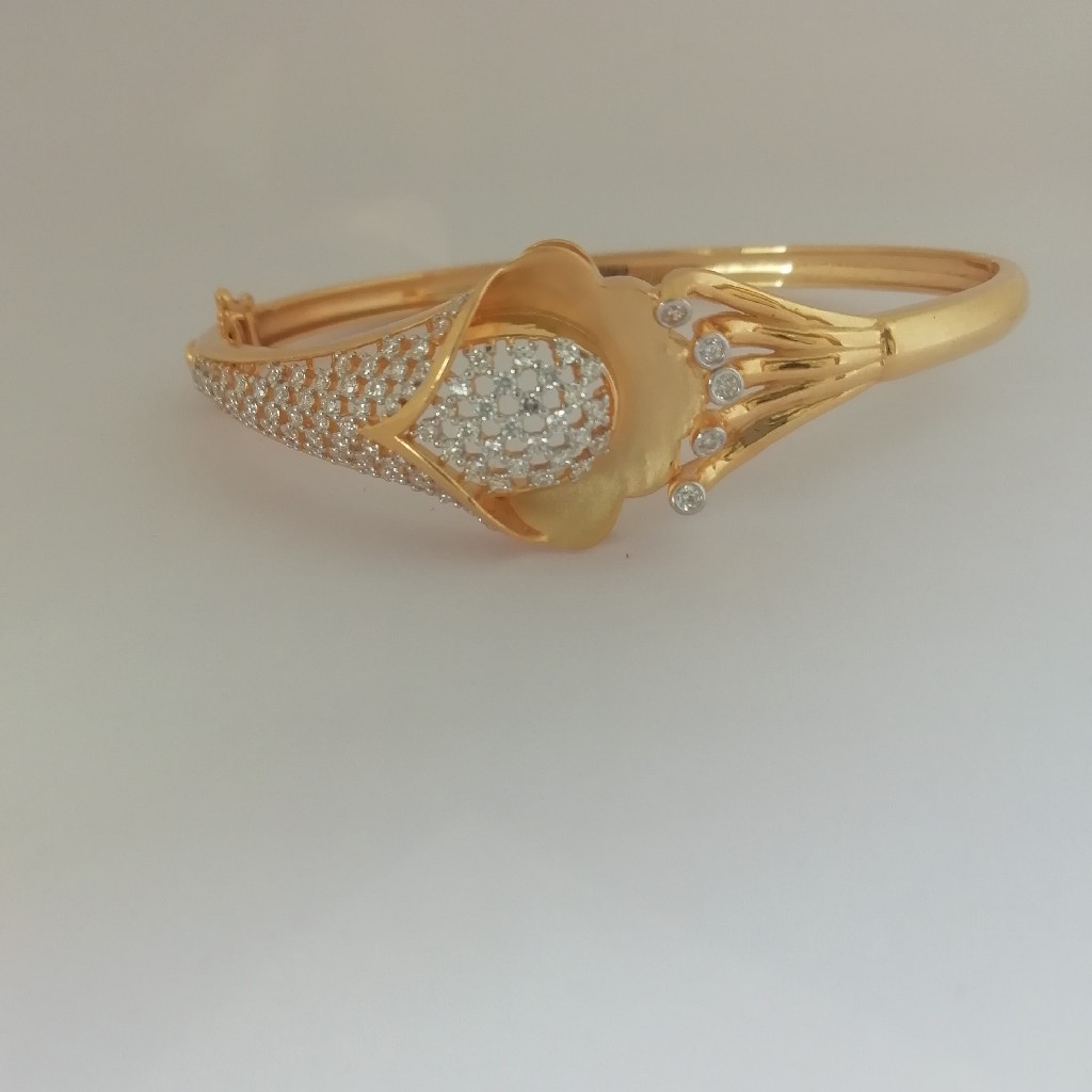 916 gold fancy bangles kada