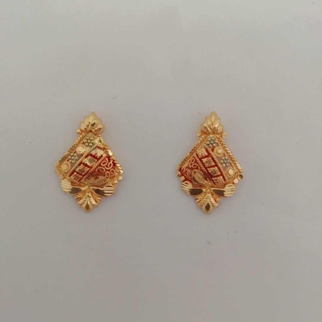 916 gold fancy earrings
