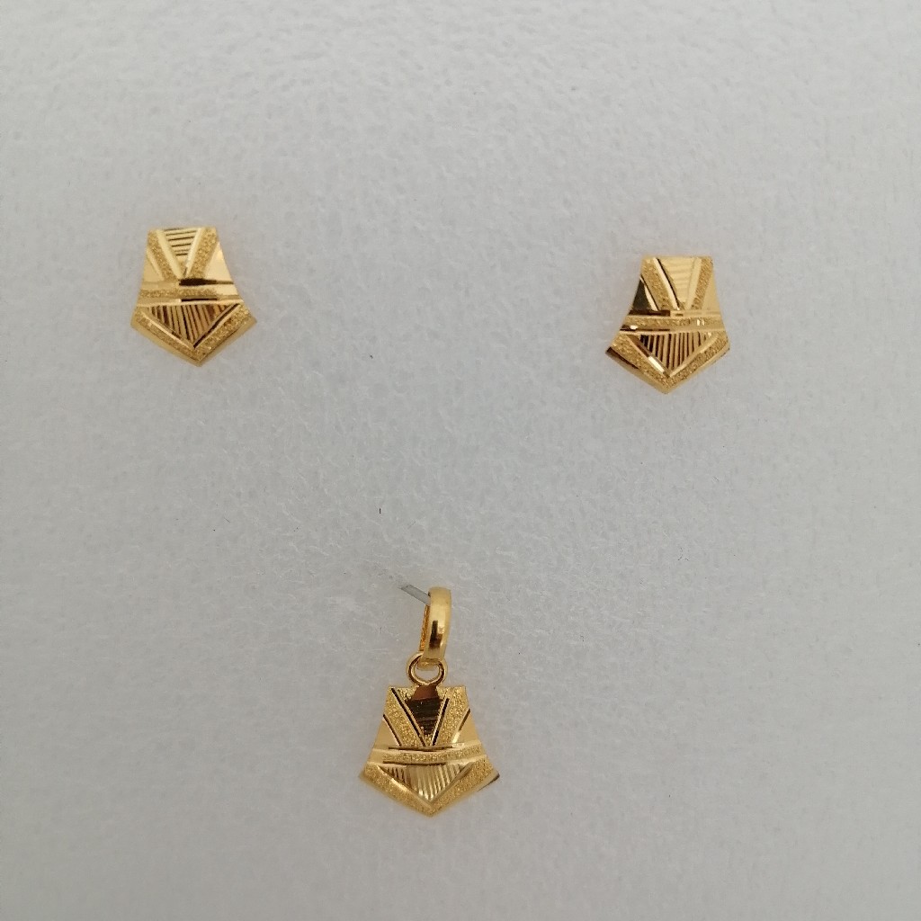 916 gold butty pendant set