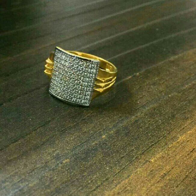 916 Gold Diamond CZ Attractive Ring