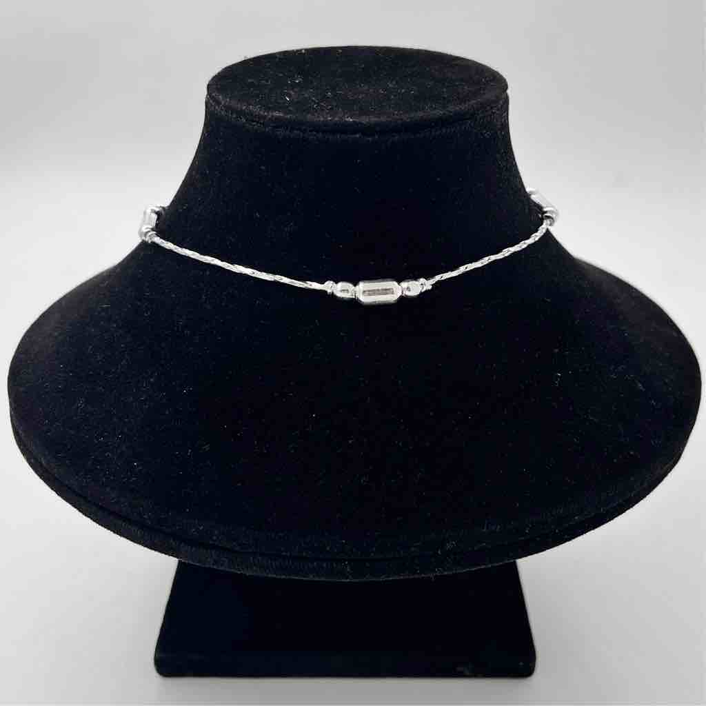 Silver Bombey Fancy Simple And Plain Light Weight Anklets