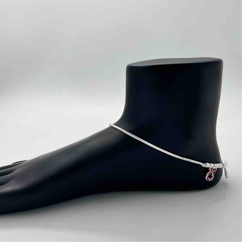 Silver Bombey Fancy Plain And Multi Colour Design Anklets