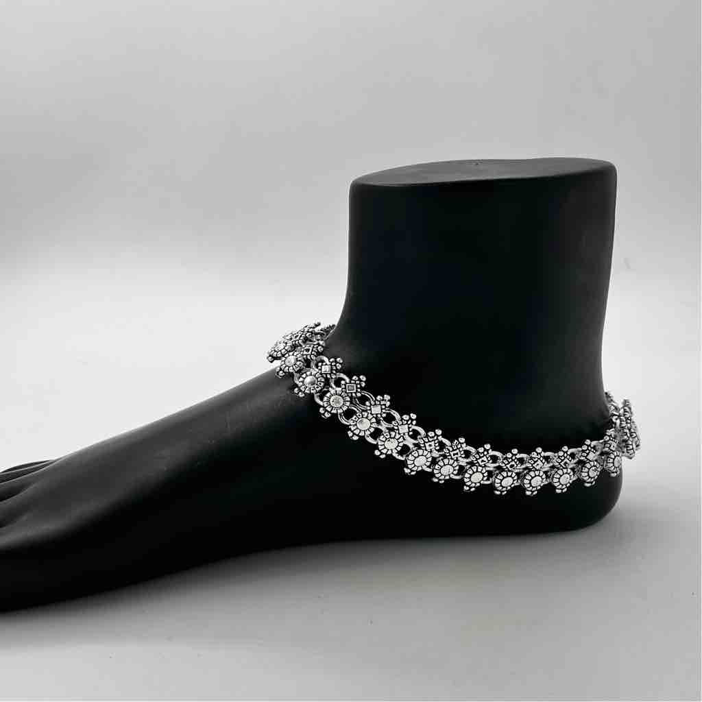 Silver oxidised bombey fancy antique design