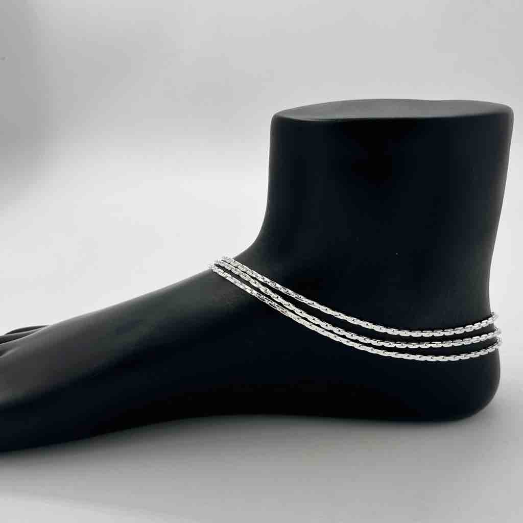 Silver Bombey Fancy Broch Three Line Design Payal