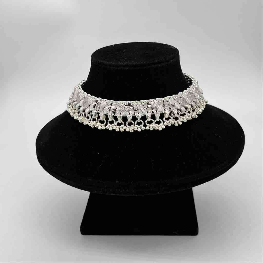 Silver Jodhpuri Heavy weight Khusbu Design Anklets