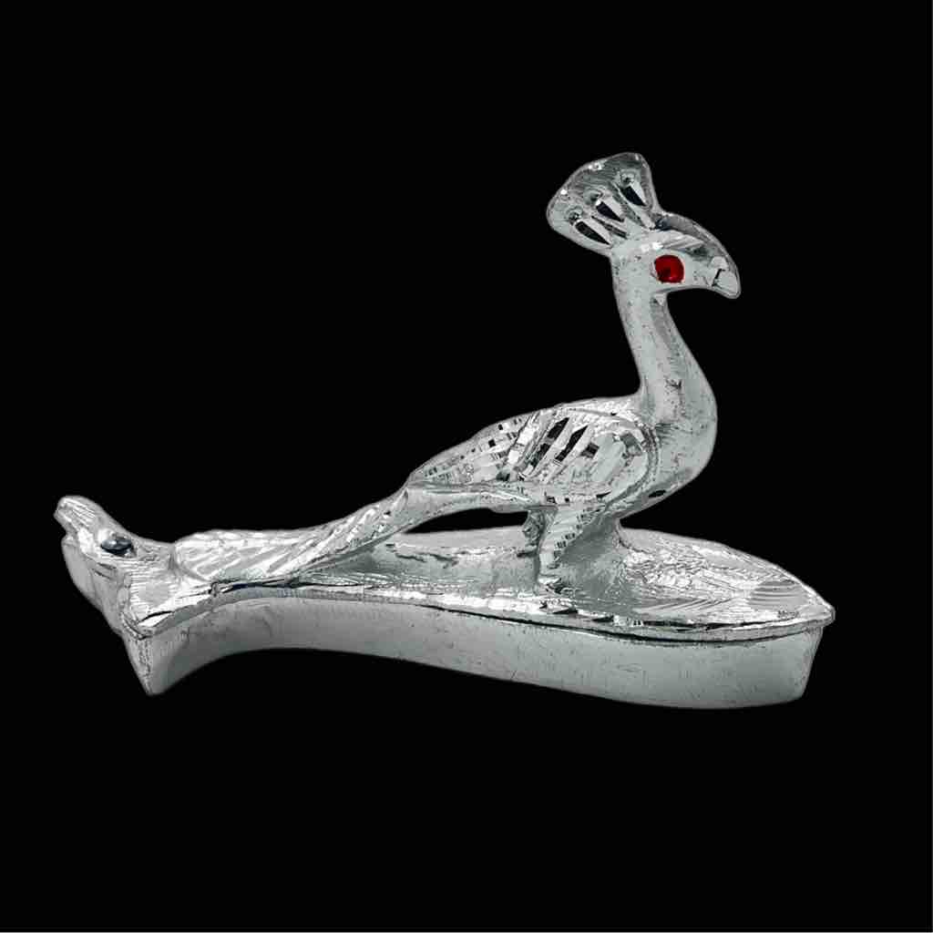 Silver pleted sindur dabi peacock design idol