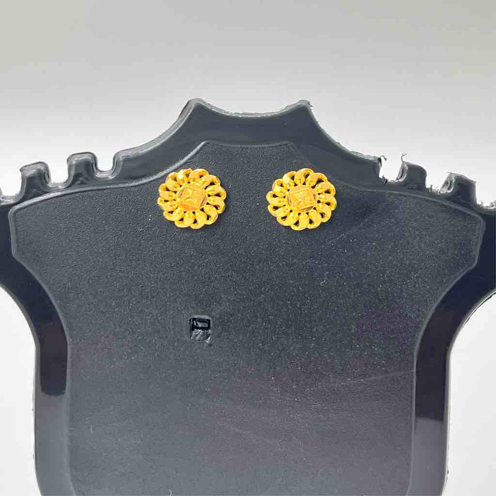 916 Gold Round Classical Design Earrings