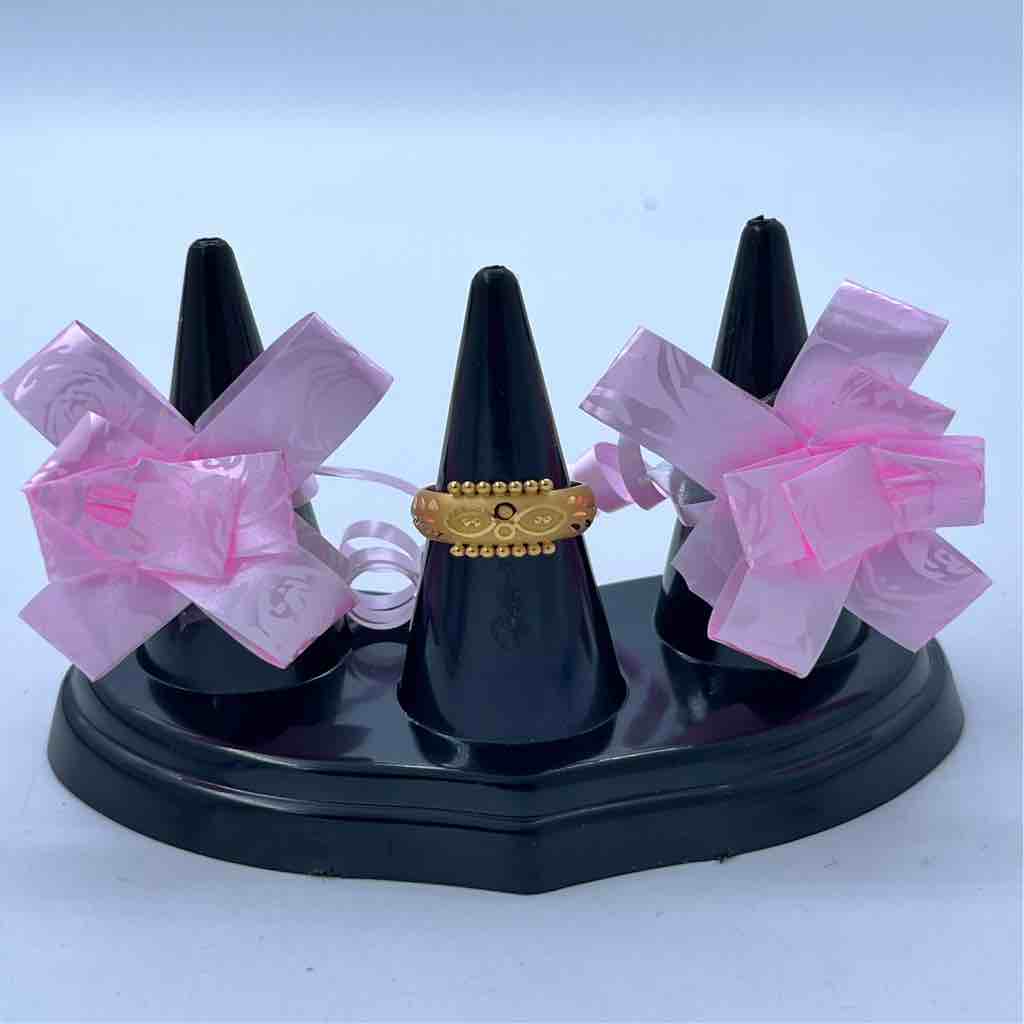 916 gold  fancy ring