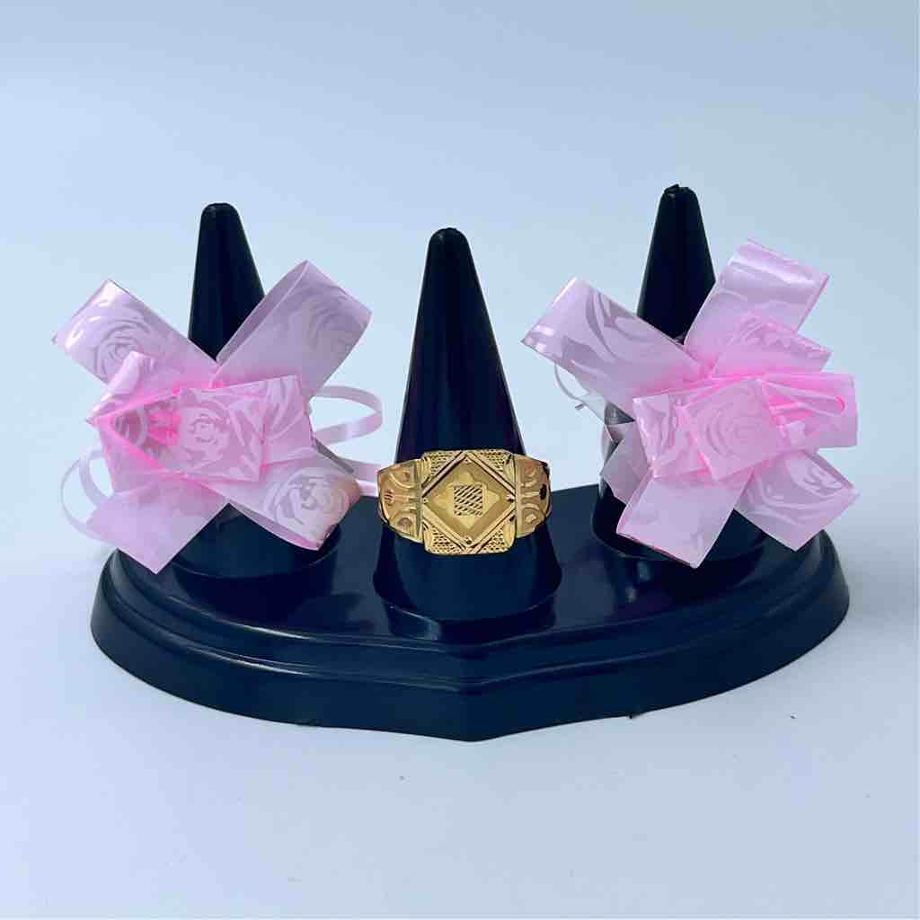 916 Gold Modern Ring