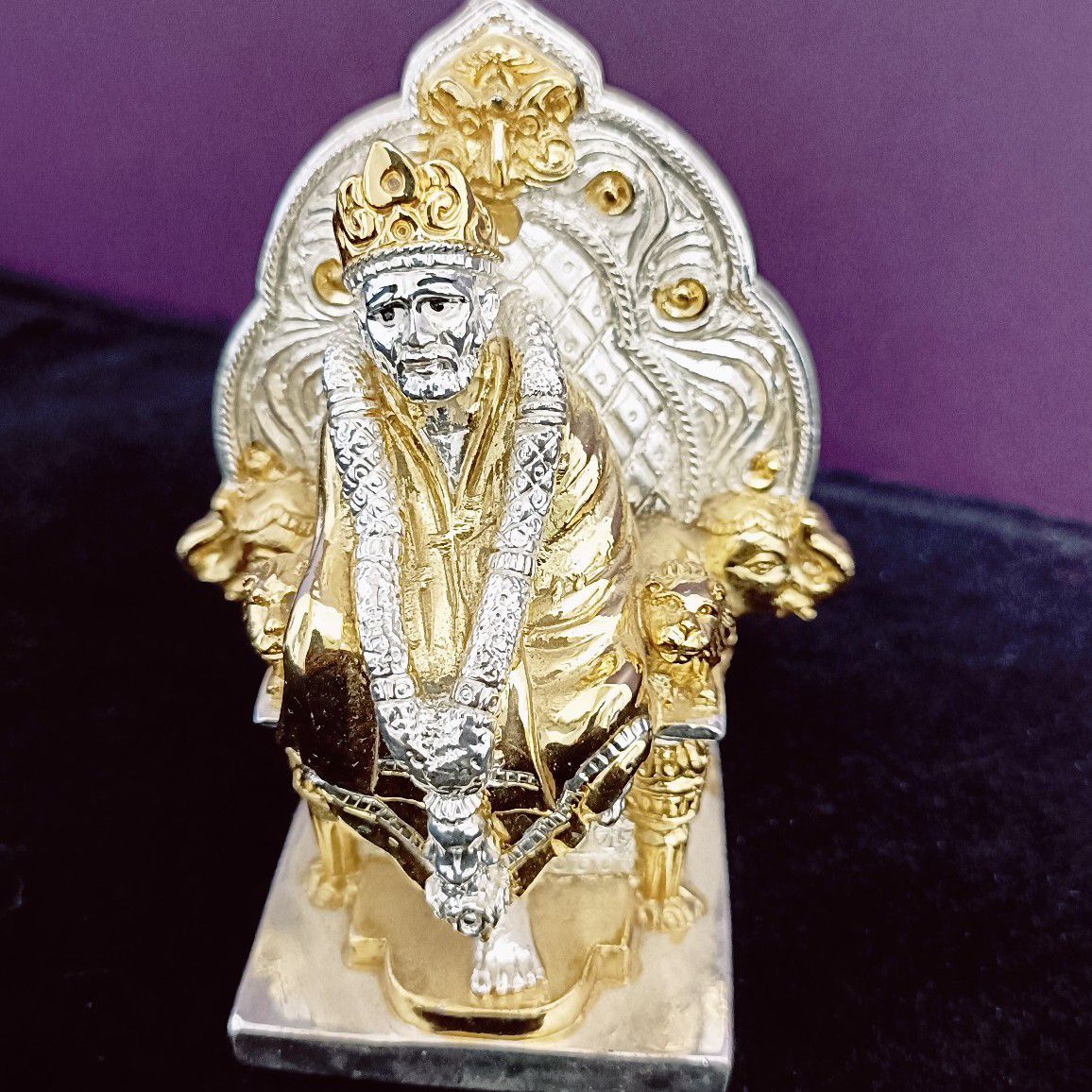 Silver and gold plated sai baba (??? ????)idol