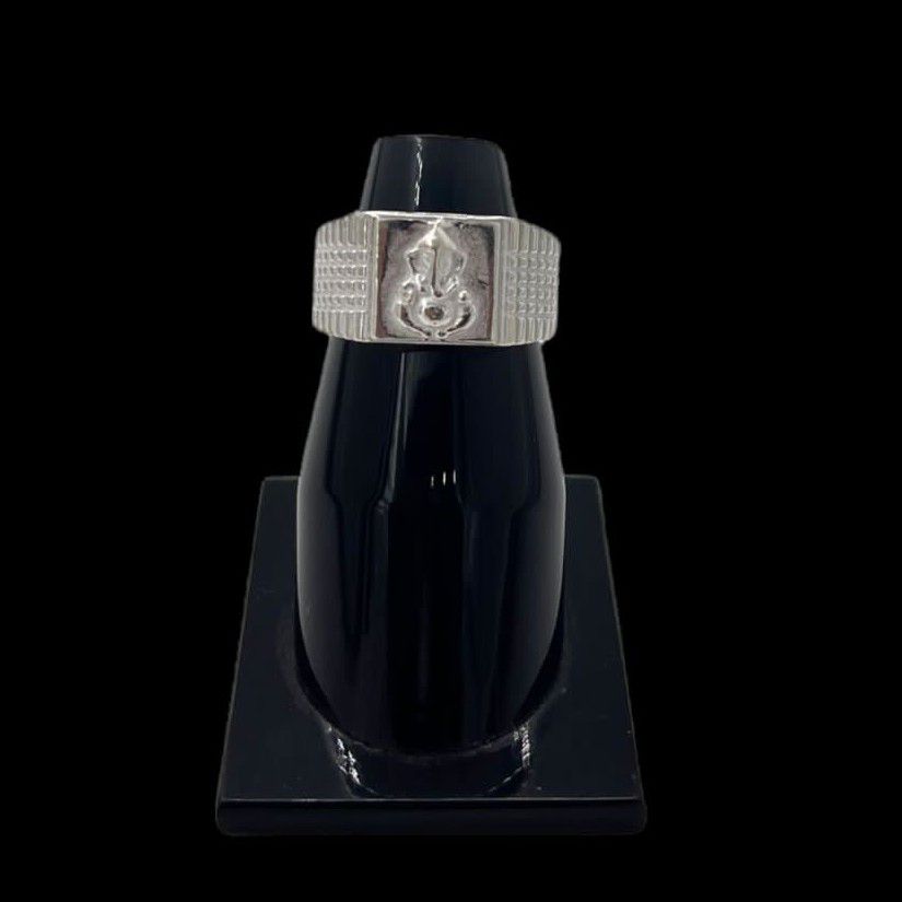 Silver Ring In Ganesh Ji Design
