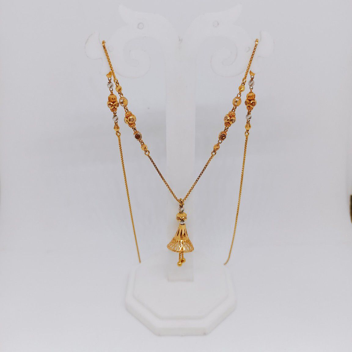 Gold dokiya nice design