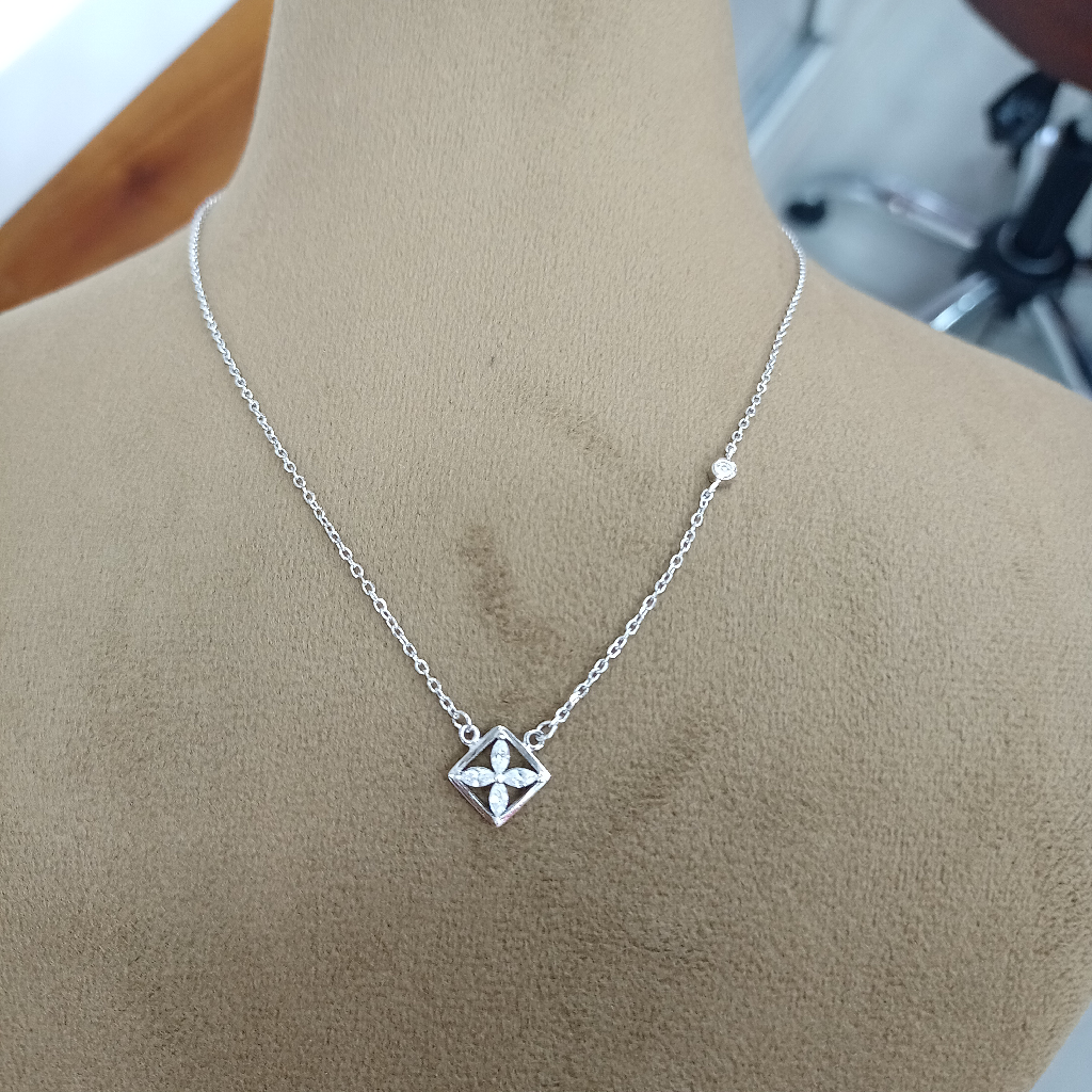 Square Shape Pendant Chain